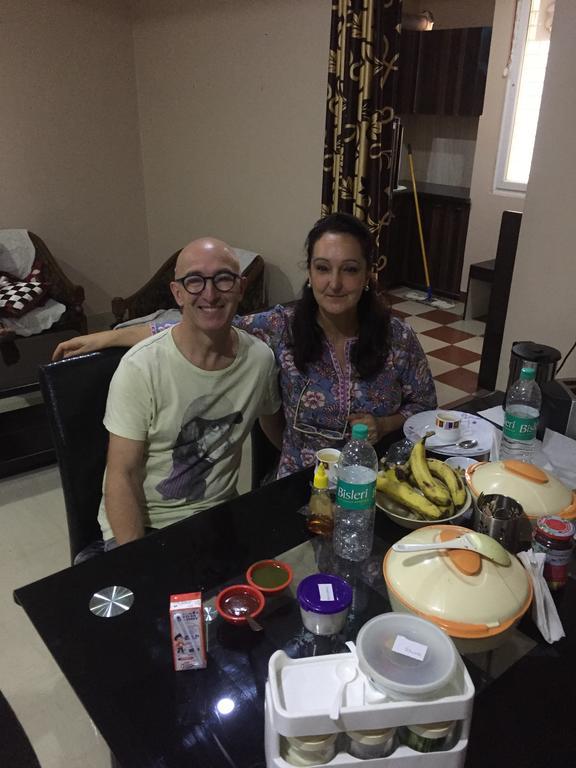 Travelling Troopers Homestay Varanasi Ngoại thất bức ảnh